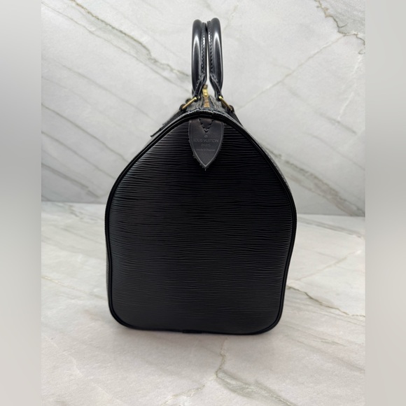 Louis Vuitton Black Epi Speedy 35 - Picture 4 of 17